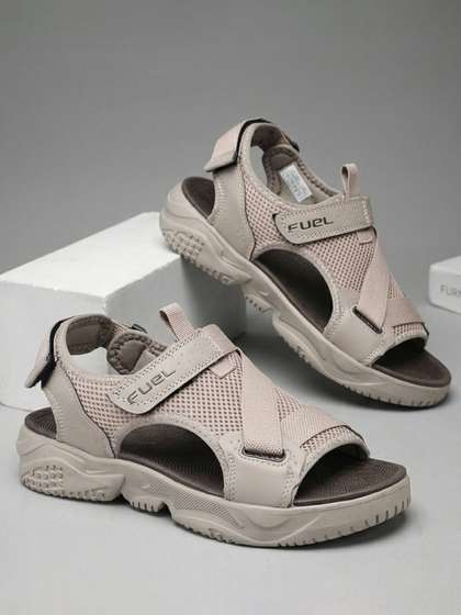 FUEL Men Textured
                      Sports Sandals