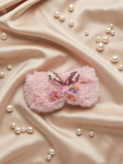 Radhya Accessories
                      Girls Ponytail Holders