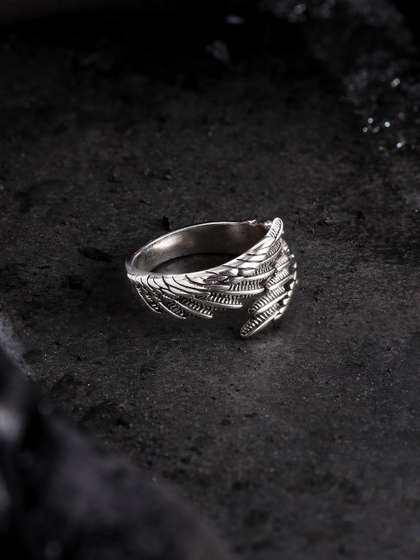 Jewelor Men Old Feather
                    Silver platted Finger Ring
