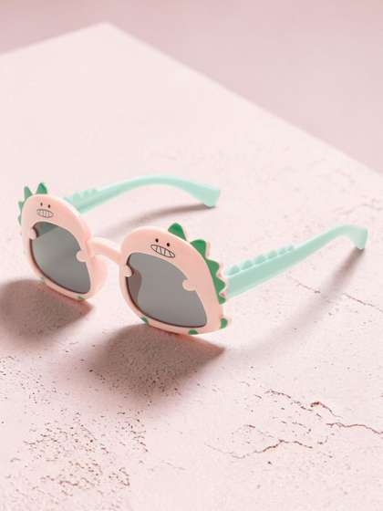 Stoln Girls Black Lens
                    & Pink Round Sunglasses with UV Protected Lens