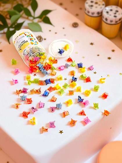 Freebies Girls Set of 30
                    Claw Clip