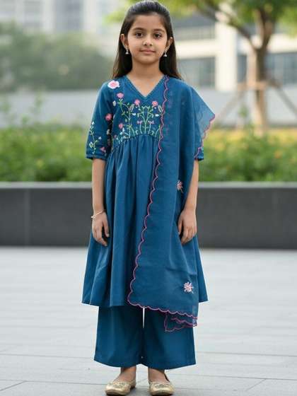 Flyfinns Girls Floral
                      Embroidered Regular Thread Work Kurta with
                      Palazzos & With Dupatta