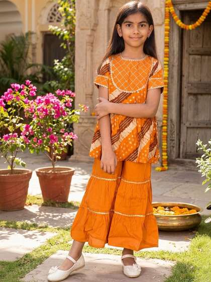 misbis Girls Ethnic
                    Motifs Yoke Design Regular Gotta Patti Kurta with
                    Sharara