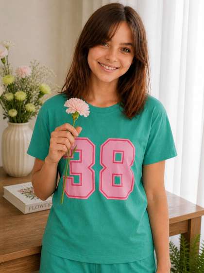 Ninos Dreams Girls
                      Printed T-shirt with Shorts