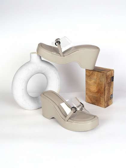 CORSICA PU Wedge
                        Sandals with Buckles