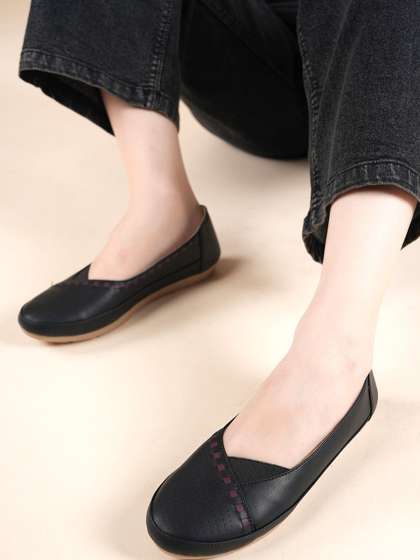 The Roadster
                        Lifestyle Co Women Round Toe Slip-On Bellies
                        Mojaris