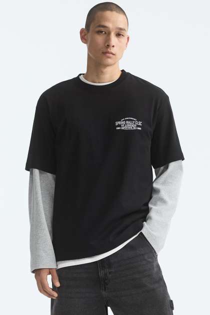 H&M Loose Fit
                        Printed T-shirt