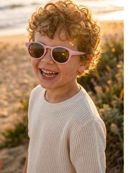 Biglilpeople Unisex Kids
                    Black Lens & Black Square Sunglasses