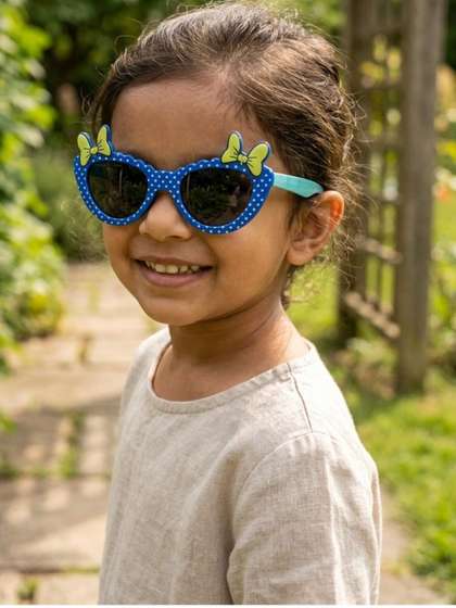 Biglilpeople Unisex Kids
                    Black Lens & Blue Cateye Sunglasses with