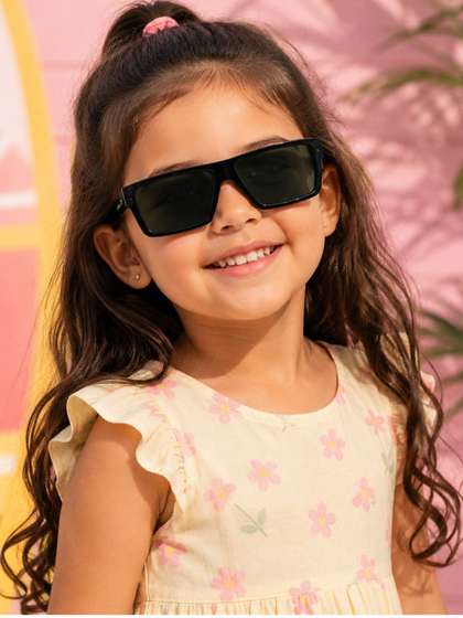Biglilpeople Unisex Kids
                    Green Lens & Black Rectangle Sunglasses with