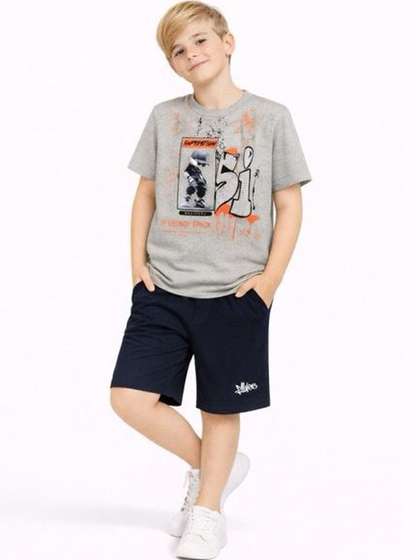 Lionsgate Boys Printed
                    T-shirt with Shorts