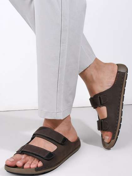 Roadster Men Comfort
                    Sandals