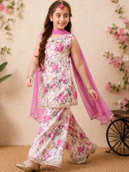 House of Pataudi Girls
                    Floral Printed Regular Pure Cotton Kurta with
                    Sharara & With Dupatta