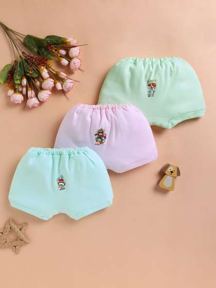 Unfab Girls Pack of 3
                    Printed Assorted Cotton Basic Briefs