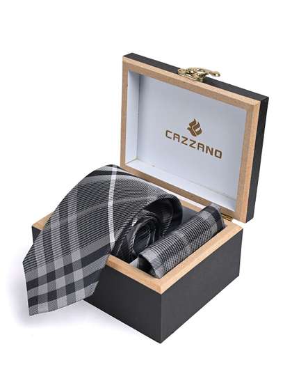 Cazzano Men Accessory
                    Gift Set of