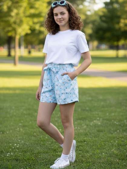 V-Mart Girls Floral
                    Printed Shorts