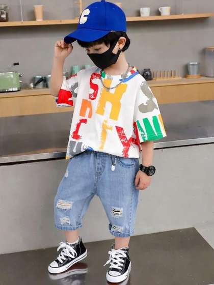 BAESD Boys Printed
                    Cotton T-shirt with Shorts