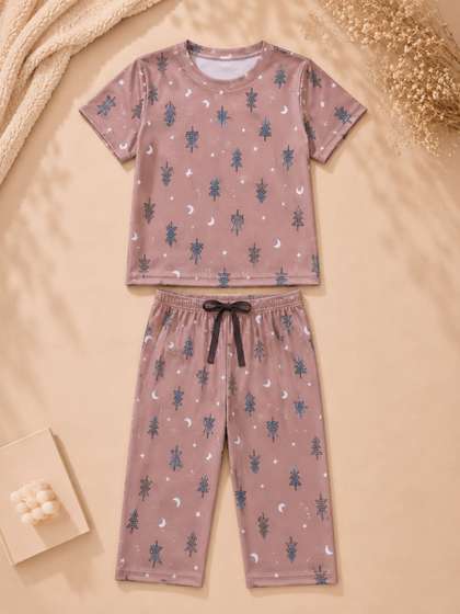 Tiny Town Unisex Kids
                    Printed T-shirt with Pyjamas