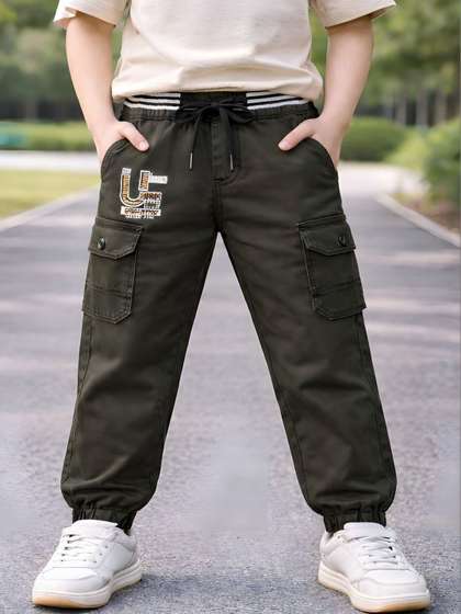 JACK & JERRY Boys
                    Printed Cargos Trousers