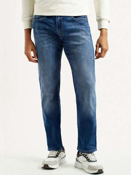 Levis Straight Fit Mid-Rise Jeans