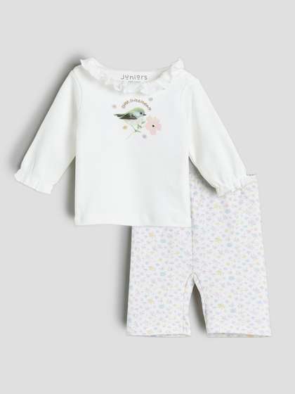 Juniors by Babyshop
                    Girls Printed T-shirt