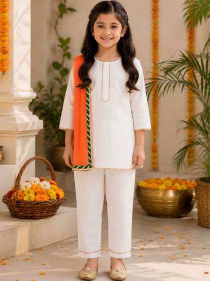 LITTLE GINNIE Girls
                    Round Neck Gotta Patti Pure Cotton Kurta with
                    Trouser & Dupatta