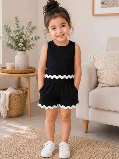 Parasense Girls Top with
                    Shorts