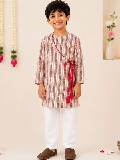 LITTLE GINNIE Boys
                    Ethnic Motifs Printed Pure Cotton Kurta with
                    Pyjamas
