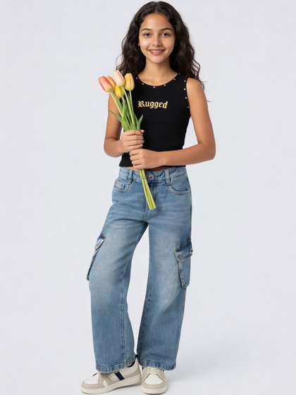 Pantaloons Junior Girls
                    Typography Printed T-shirt