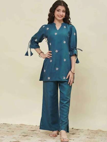 Heerkart Girls Kurta
                    with Palazzos