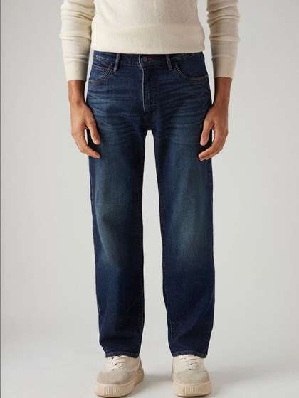 Levis Men Relaxed Fit Mid-Rise Jeans