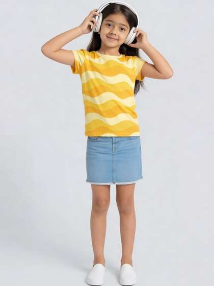 Pantaloons Junior
                      Girls Striped T-shirt