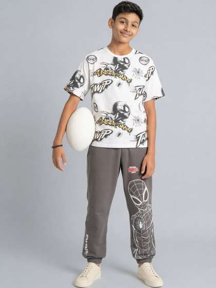 Pantaloons Junior Boys
                    Printed Pure Cotton Mid-Rise Joggers
