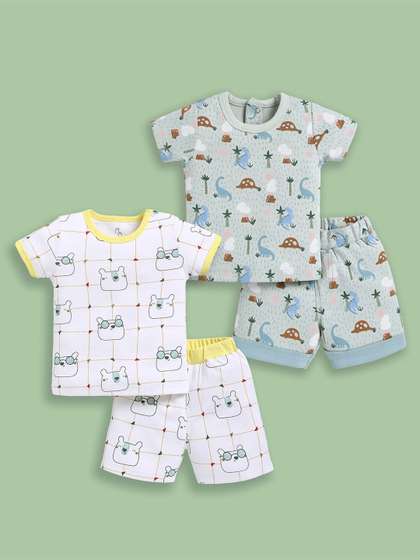 BABY GO Boys Printed
                    T-shirt with Shorts
