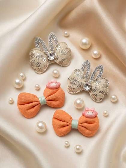 Radhya Accessories Girls
                    Set of 4 Hair Accessory Set