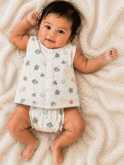 Cuddleloom Kids Graphic
                    Printed Jhabla