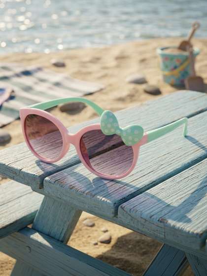 RUGGINE Unisex Kids
                    Black Lens & Pink Other Sunglasses with