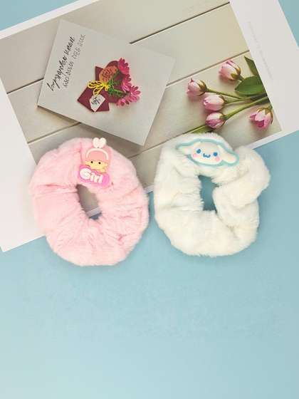Balasundri Girls Set of
                    2 Ponytail Holders