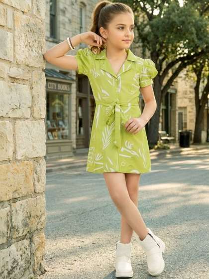 Lei-Chie Tropical Print
                    Puff Sleeve A-Line Dress