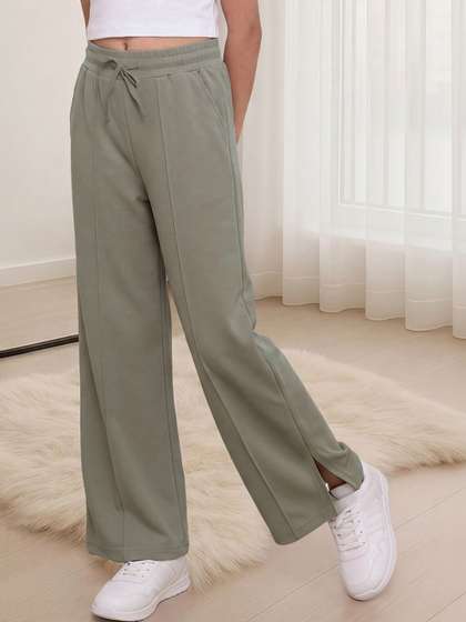 Lil Tomatoes Girls
                      Regular Fit Training Cotton Track Pants