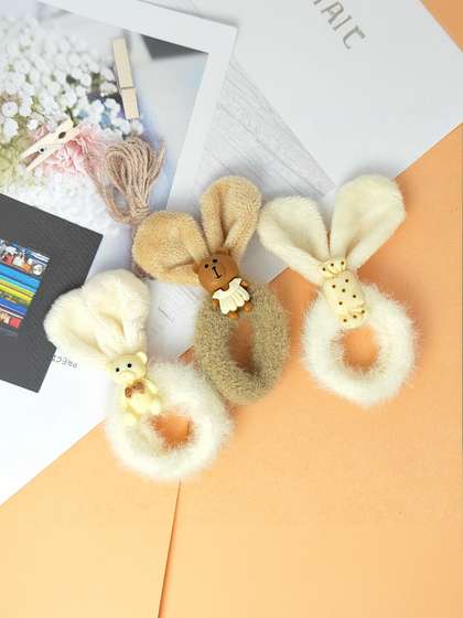 Balasundri Girls Set of
                    4 Ponytail Holders