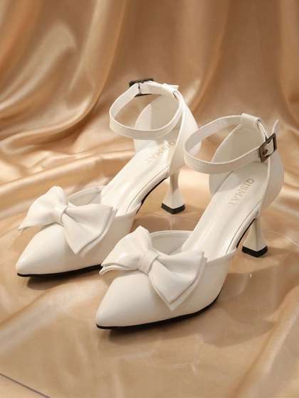Qismat Party Slim
                        Heeled Pumps with Bows