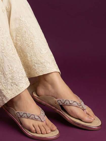 JodyHub Women
                          Embellished Open Toe Flats
