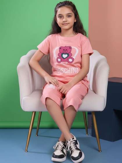 BAESD Girls Summer
                        Checks Cotton Printed Pure Cotton T-shirt With
                        Capris