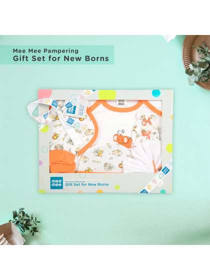 MeeMee Infants 6-Pcs
                    Printed Cotton Baby Apparel Gift Set