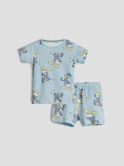 Juniors by Babyshop Boys
                    Printed T-shirt with Shorts