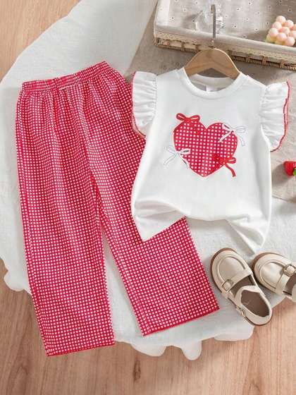 Dhanoo fashion Girls
                    Printed Top with Trousers