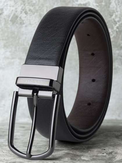 MAVEN OAKLEY Men
                    Textured Leather Reversible Belt