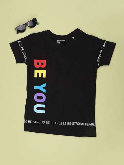 V-Mart Girls Printed
                    T-shirt