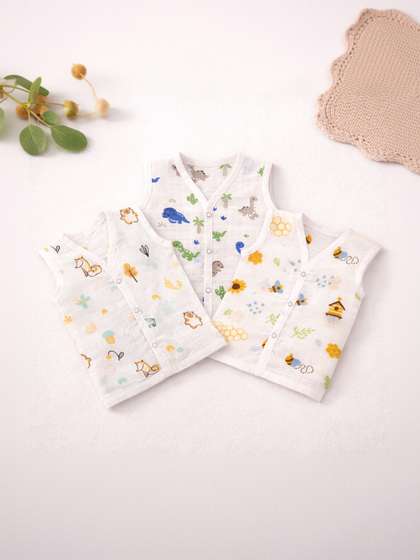 Born Babies Pack of 3
                    Printed Muslin Jhablas